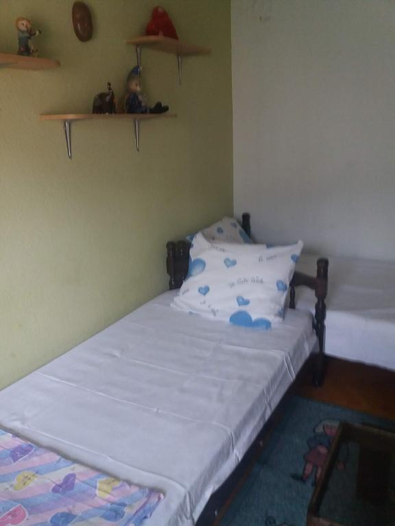אוהריד Julija Guest House מראה חיצוני תמונה